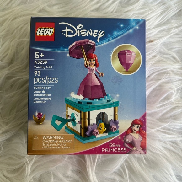 LEGO Disney Princess Twirling Ariel - Picture 1 of 2